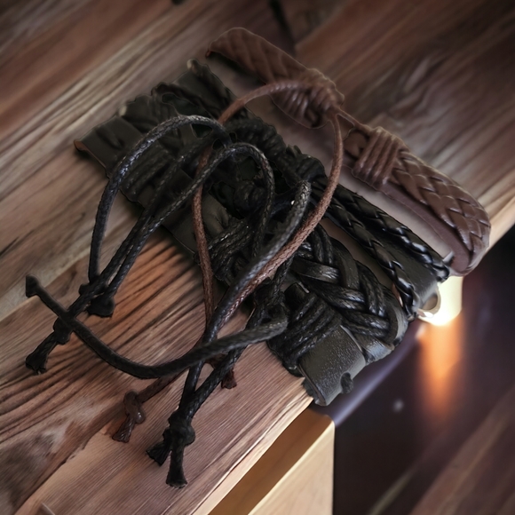 Unisex Leather Bracelet 4 Piece Set - Picture 5 of 9